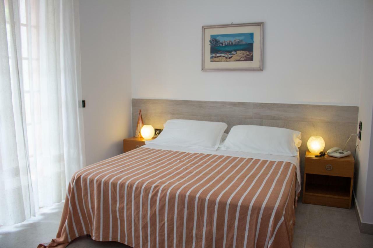 Hotel Apeneste Маттината Экстерьер фото